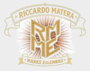 RMME-Vintage-Emblem: Riccardo Matera · Marke Eigenbau, goldenes Wappen mit Strahlenkranz